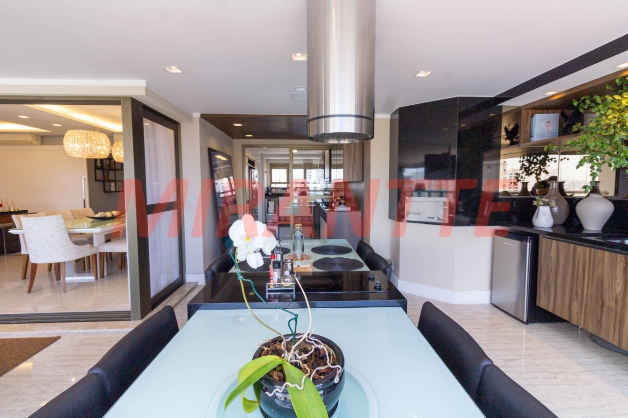 Apartamento de 250m² com 3 quartos em Santana