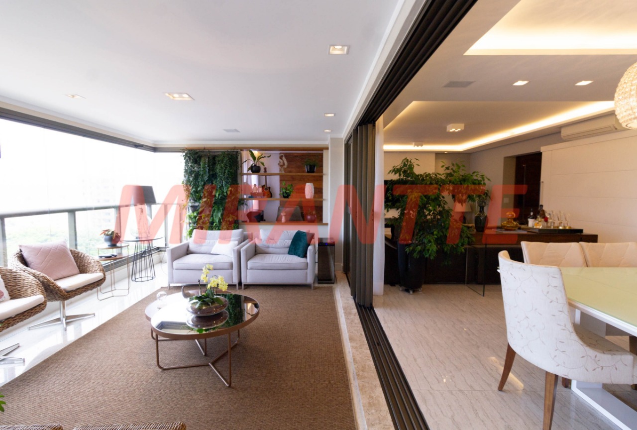 Apartamento de 250m² com 3 quartos em Santana
