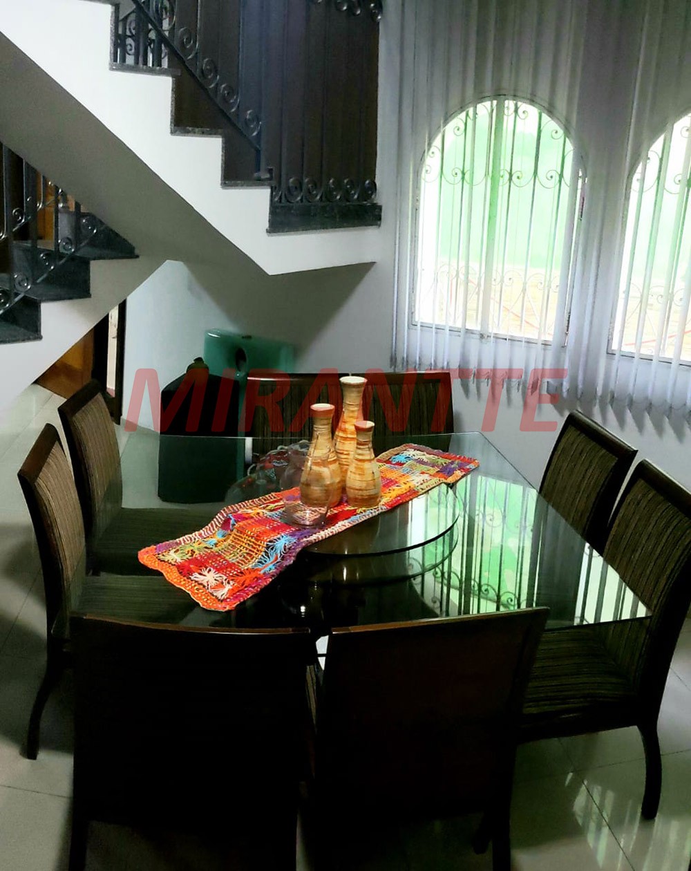 Sobrado de 278m² com 3 quartos em Penha