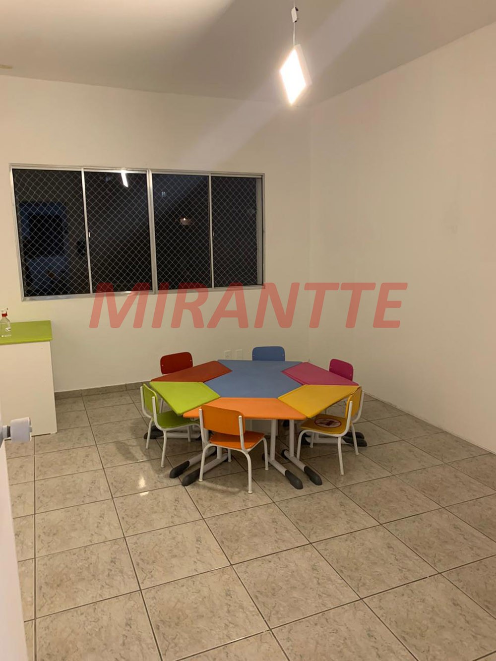 Comercial em Santana
