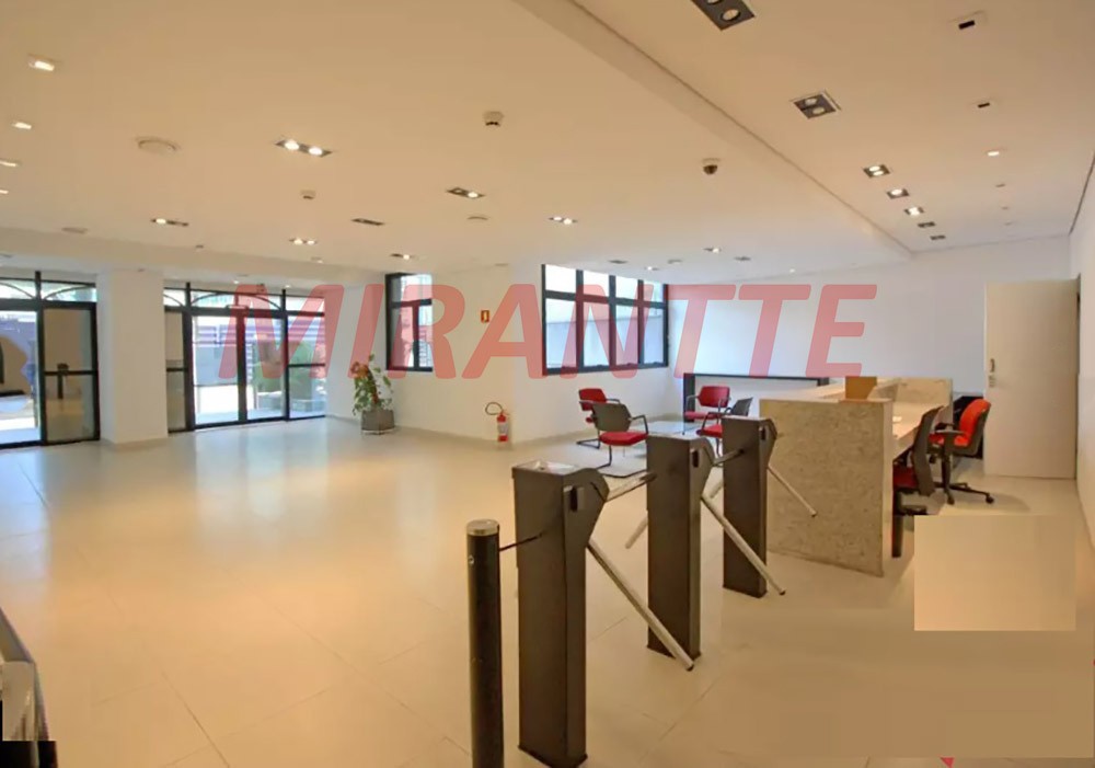 Comercial de 832m² em Bela Vista