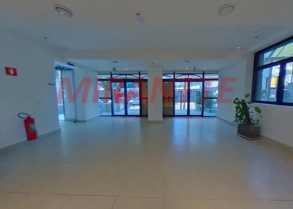 Comercial de 832m² em Bela Vista