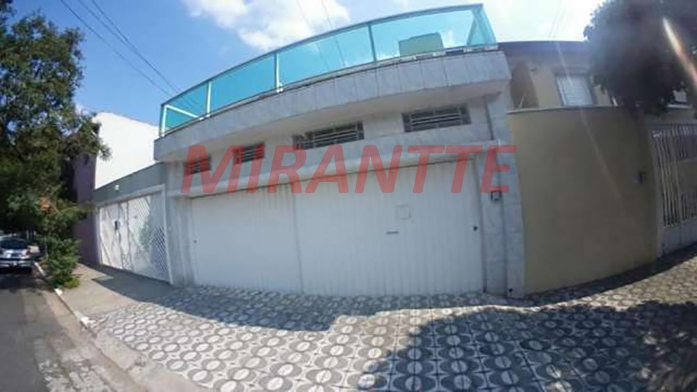 Sobrado de 230m² com 3 quartos em Indianópolis