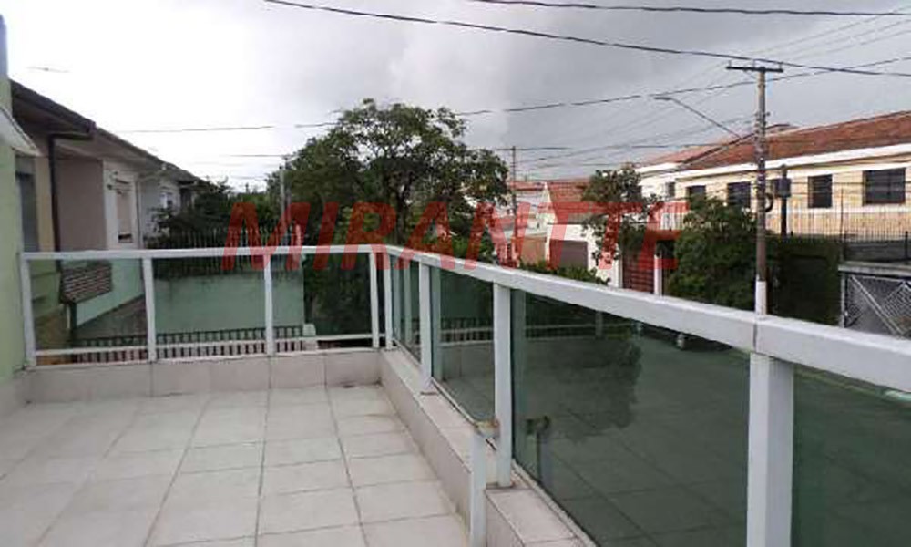 Sobrado de 230m² com 3 quartos em Indianópolis