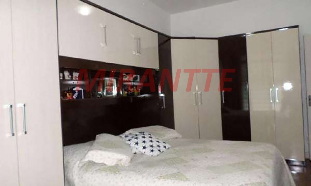 Sobrado de 230m² com 3 quartos em Indianópolis