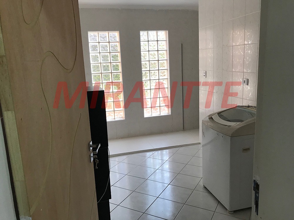 Sobrado de 500m² com 5 quartos em Serra da Cantareira