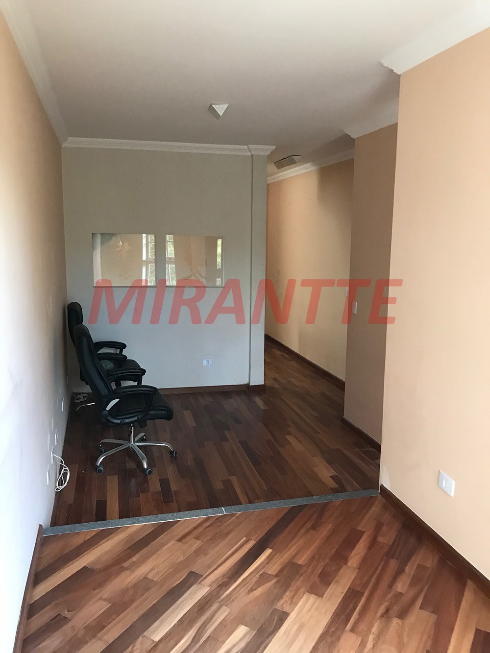 Sobrado de 500m² com 5 quartos em Serra da Cantareira