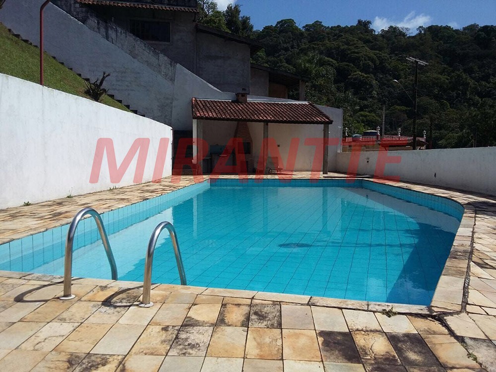 Sobrado de 90m² com 6 quartos em Serra Da Cantareira