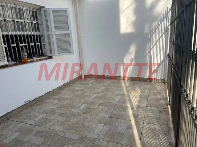 Sobrado de 160m² com 4 quartos em Tremembe
