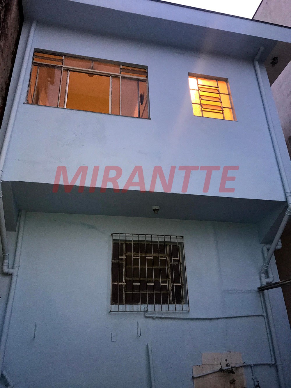 Sobrado de 160m² com 4 quartos em Tremembe