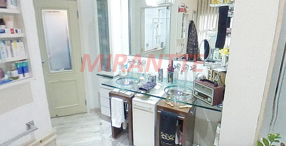 Sobrado de 580m² com 5 quartos em Jardim São Bento