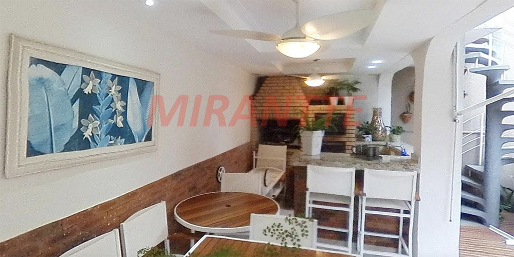 Sobrado de 580m² com 5 quartos em Jardim São Bento