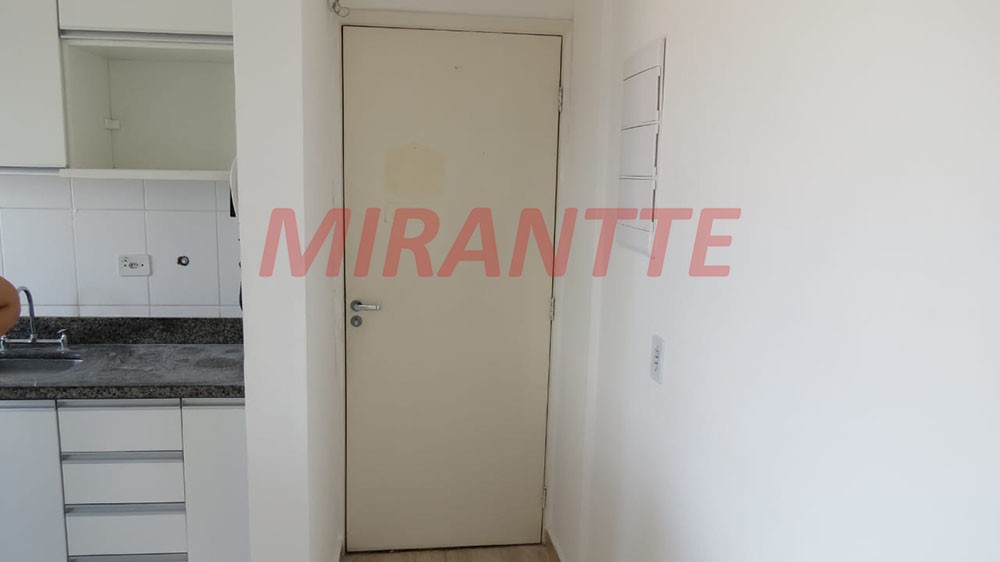 Apartamento de 62m² com 2 quartos em Vila Galvão