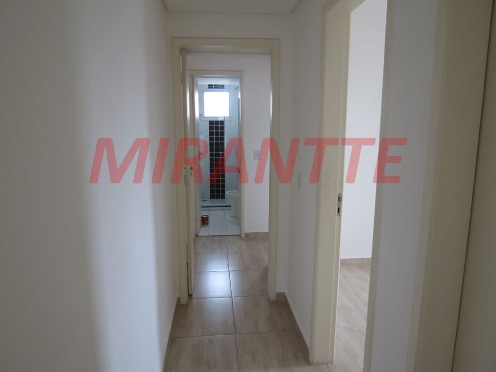 Apartamento de 62m² com 2 quartos em Vila Galvão