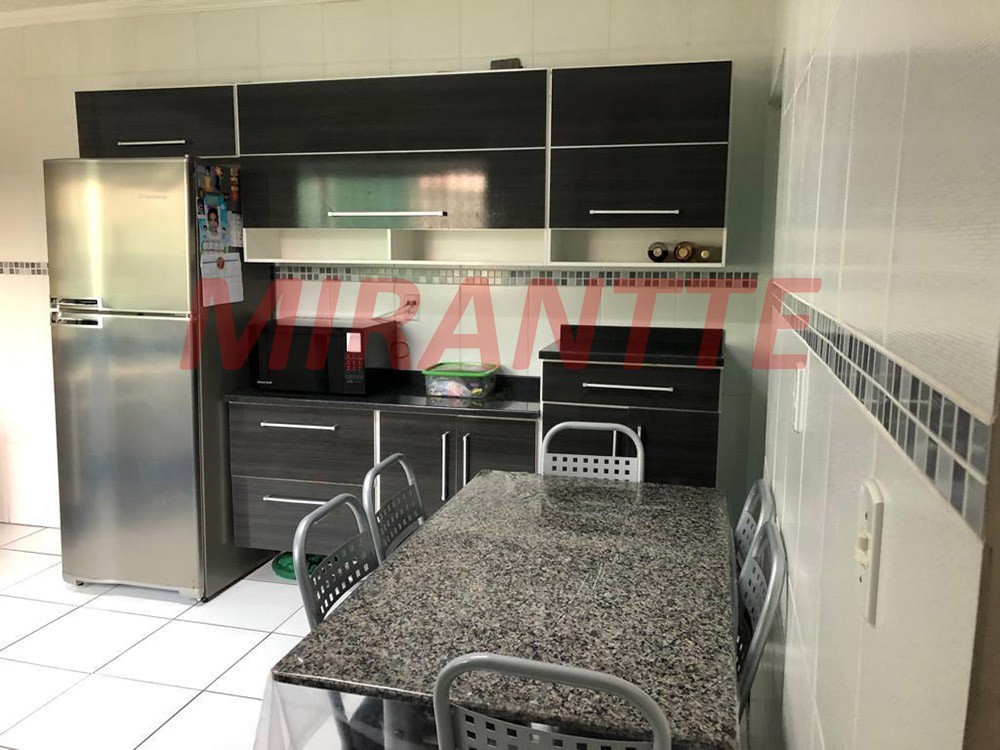 Sobrado com 3 quartos em Itaquera