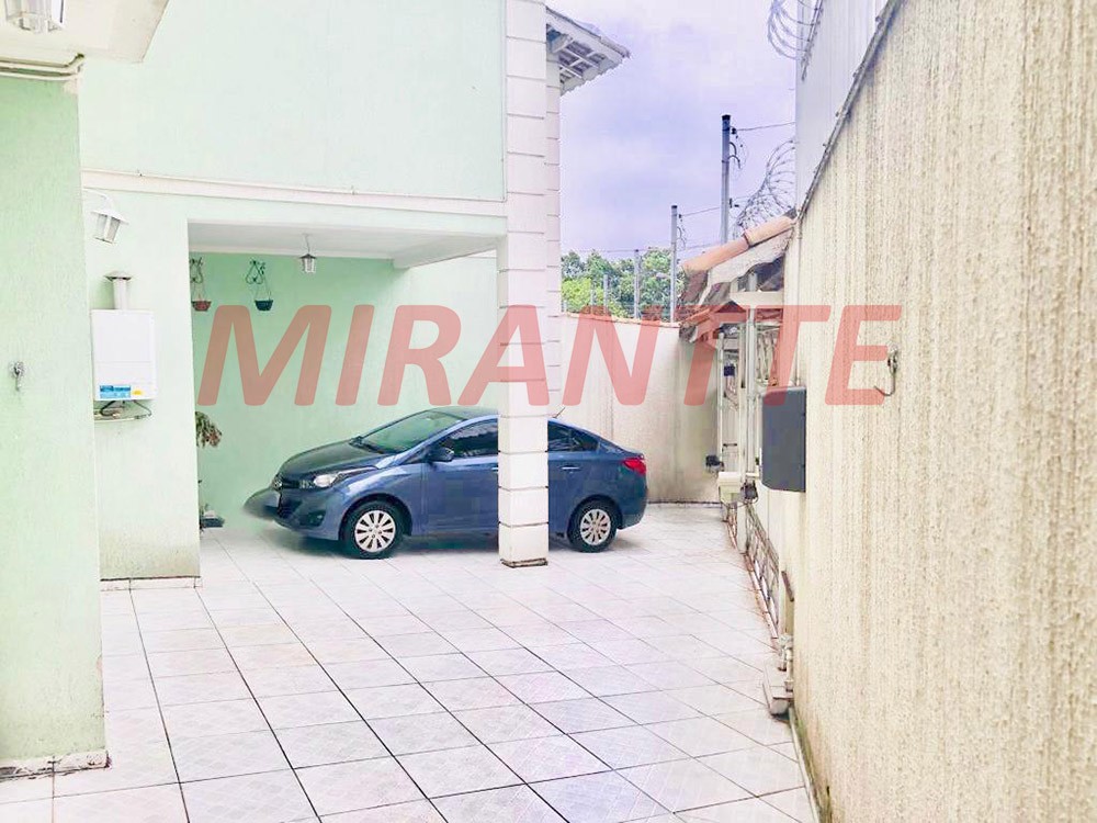 Sobrado com 3 quartos em Itaquera