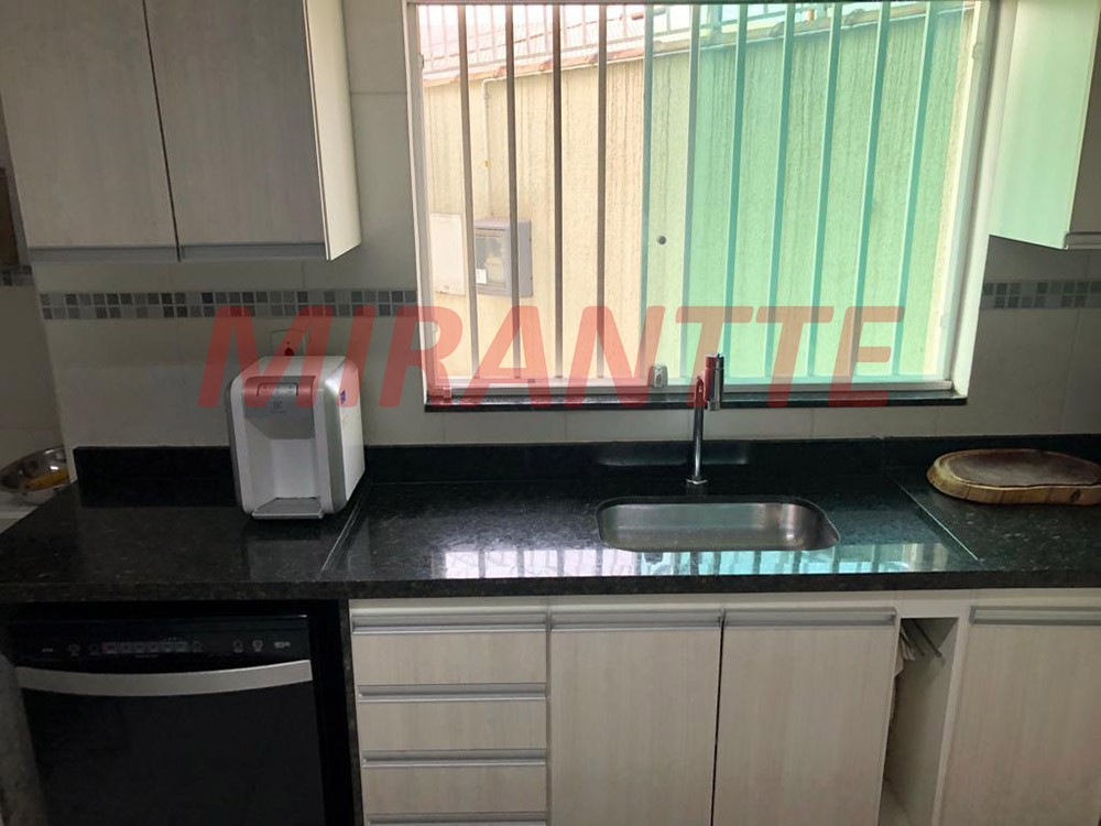 Sobrado com 3 quartos em Itaquera