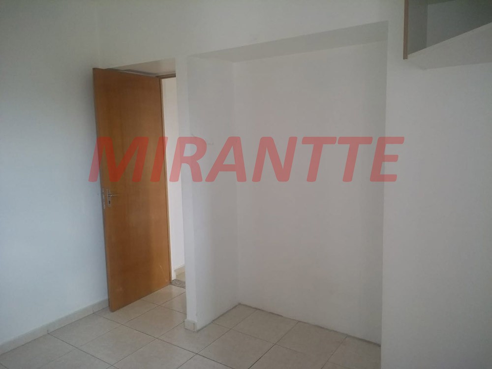 Apartamento de 60m² com 2 quartos em Vila Leonor
