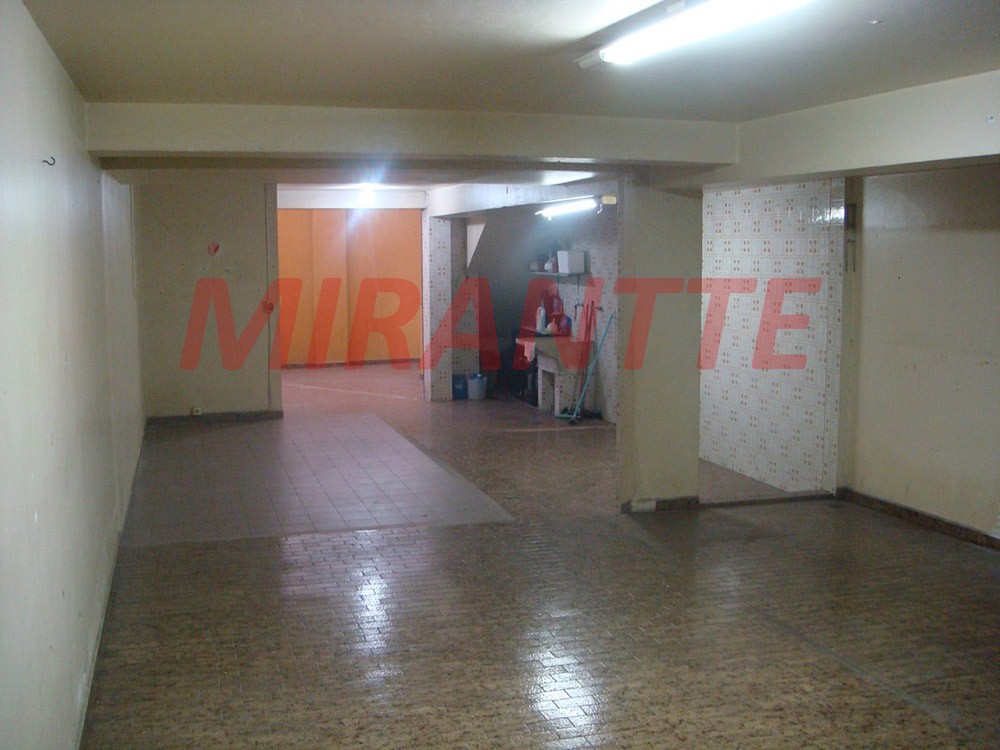 Sobrado de 220m² com 3 quartos em Vila Ester