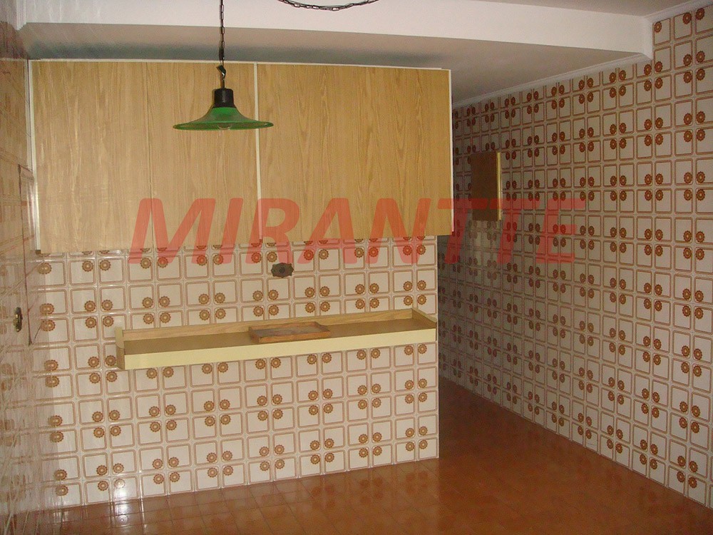 Sobrado de 220m² com 3 quartos em Vila Ester