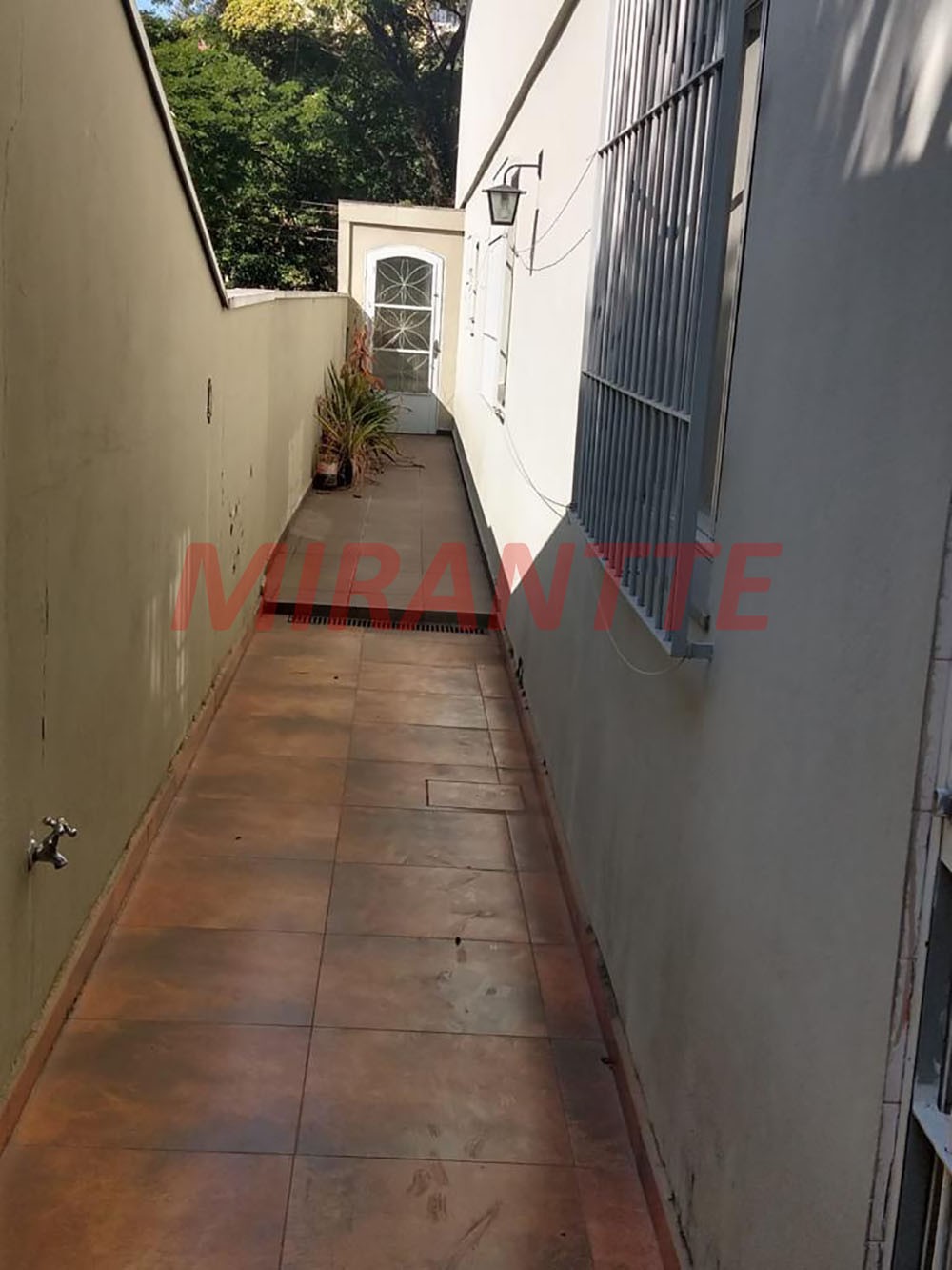Sobrado de 211m² com 3 quartos em Vila Mazzei
