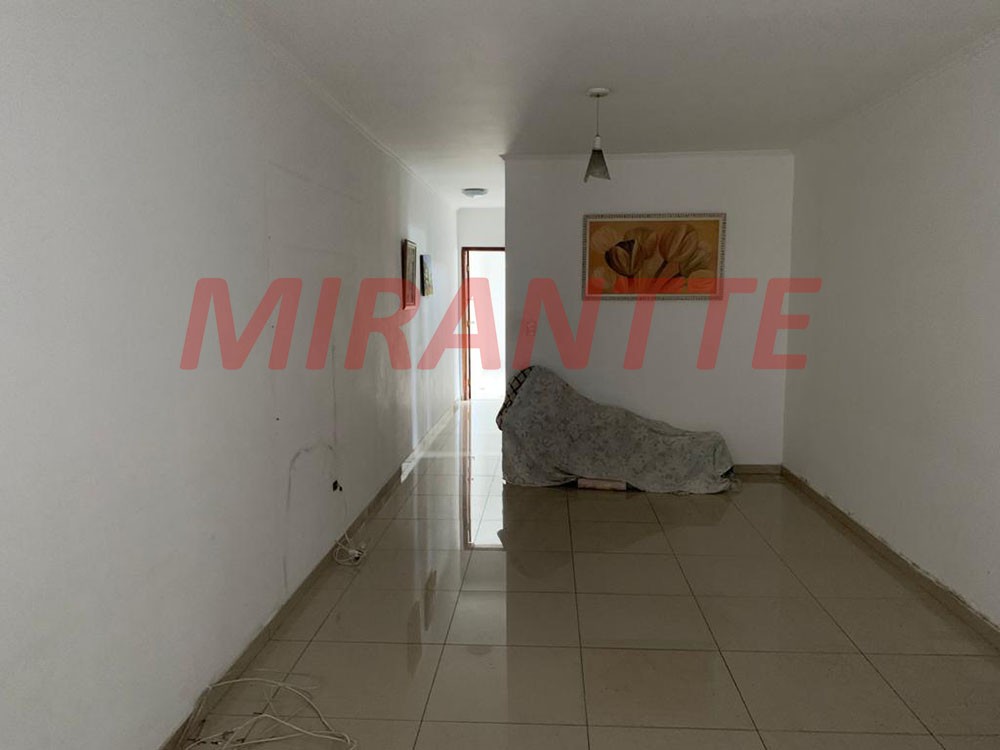 Sobrado de 211m² com 3 quartos em Vila Mazzei