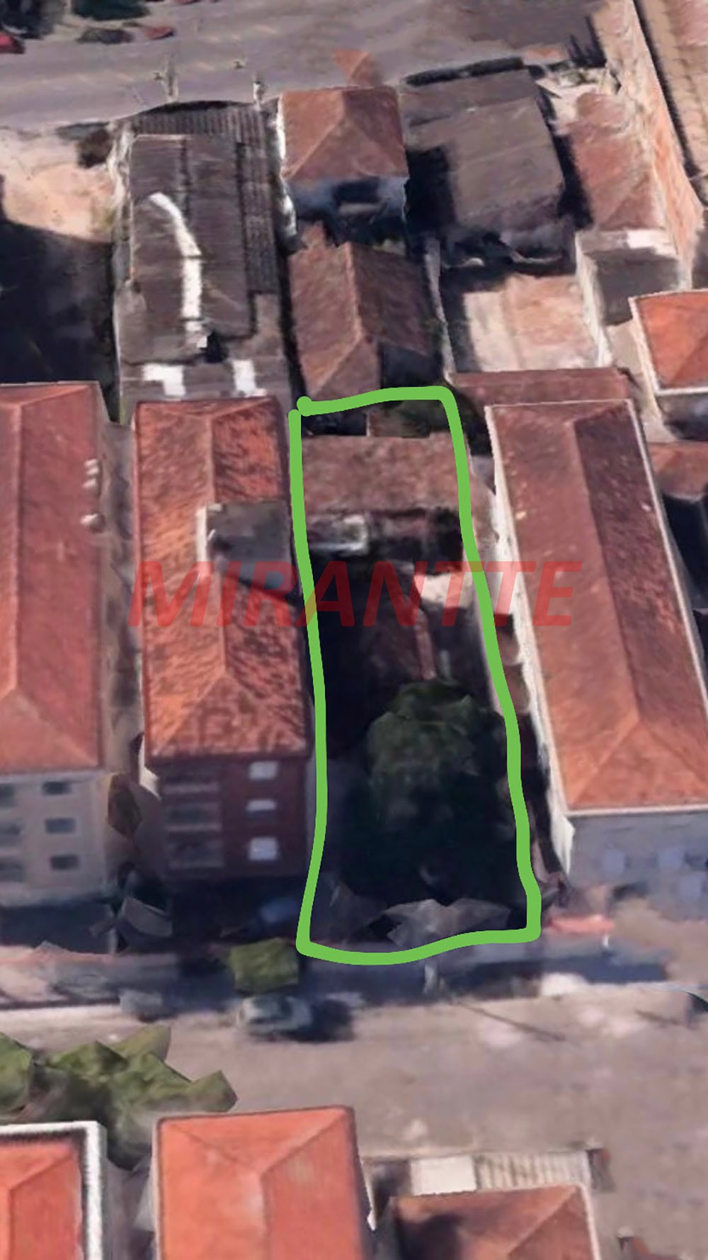 Terreno de 10m² em Centro