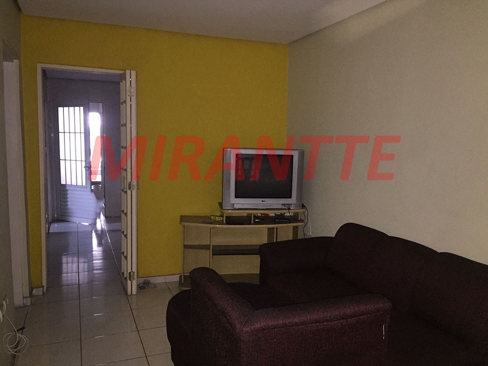Sobrado de 300m² com 5 quartos em Vila Gustavo