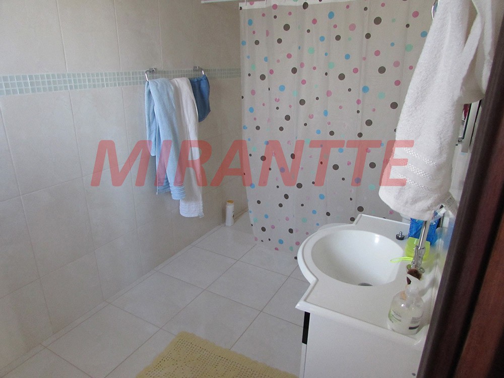 Sobrado de 600m² com 4 quartos em Campo Limpo