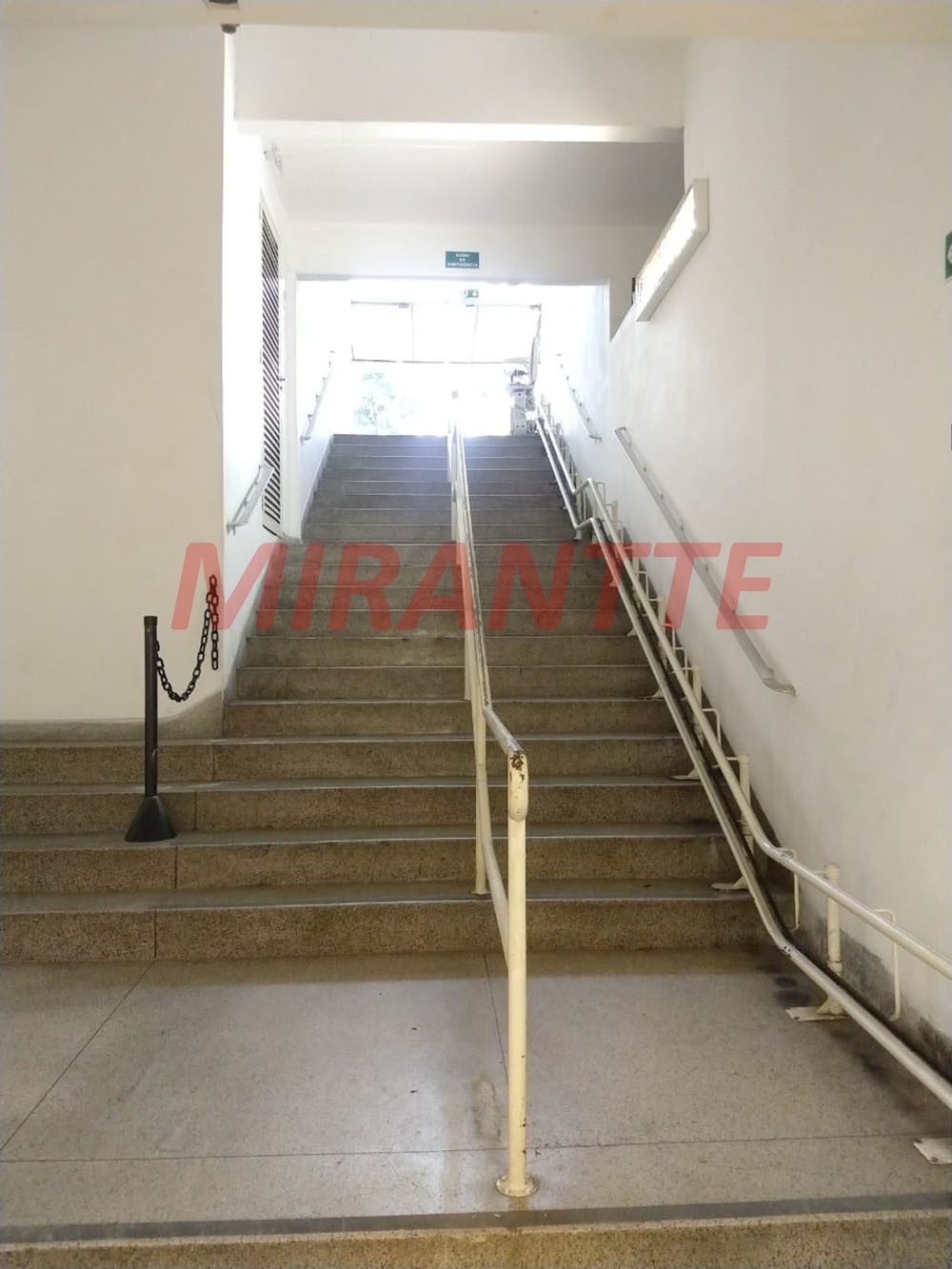 Comercial de 2600m² em Vila das Palmeiras