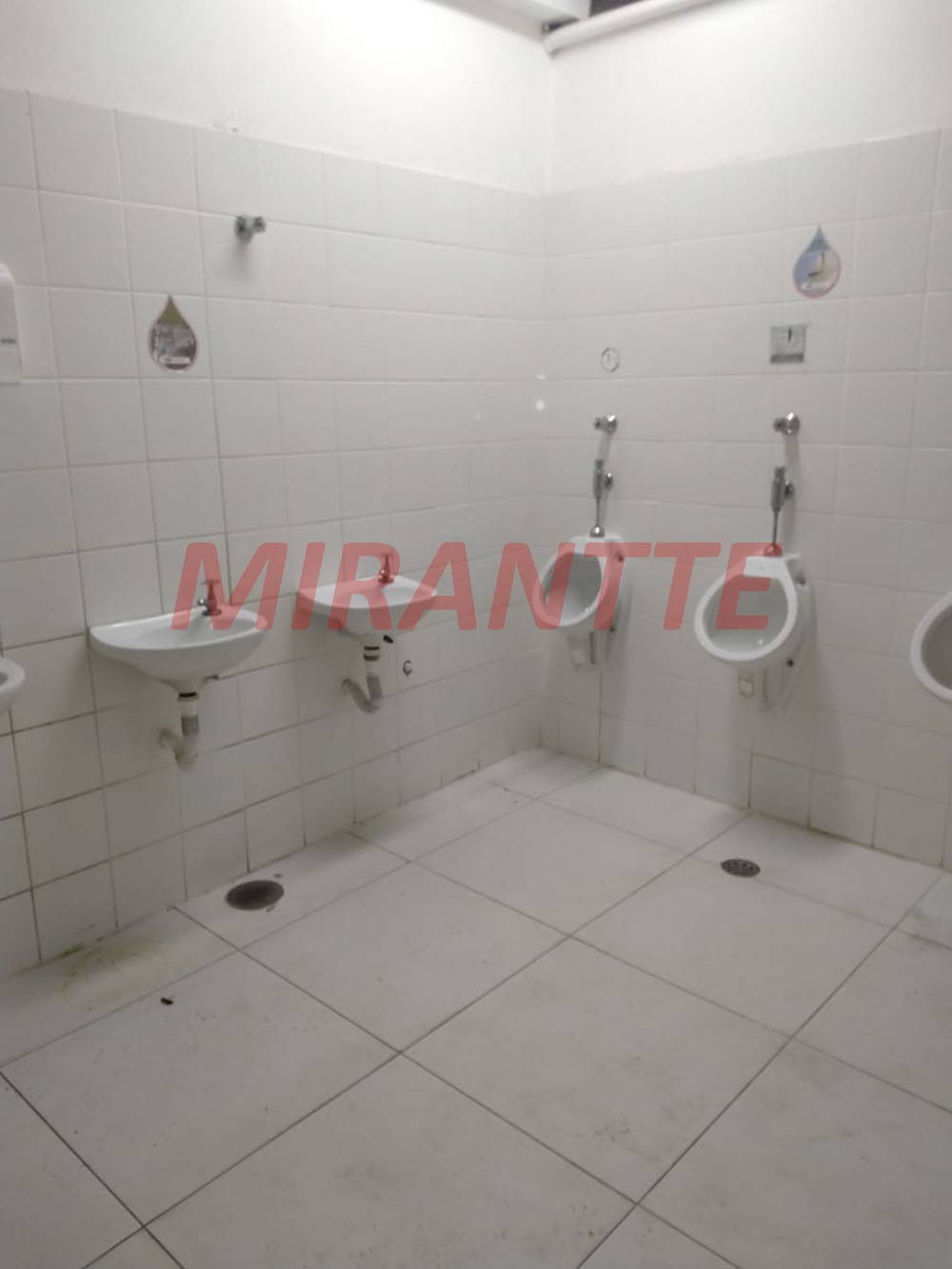 Comercial de 2600m² em Vila das Palmeiras