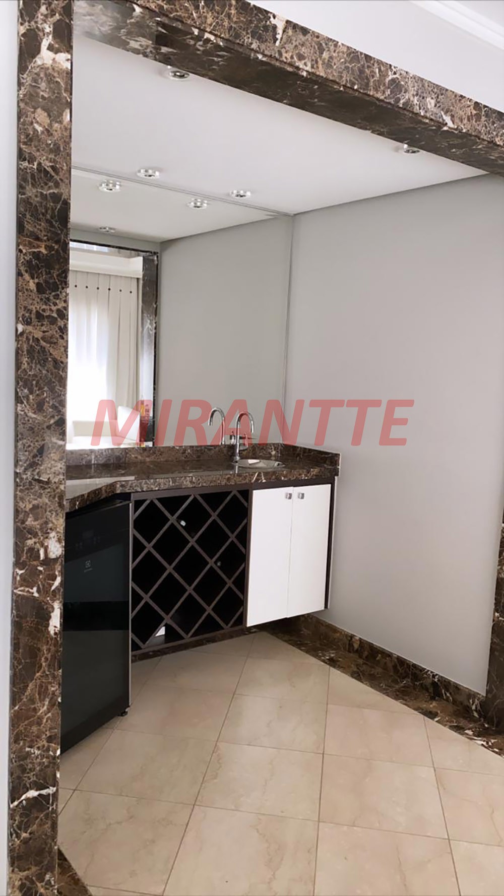 Apartamento de 128m² com 3 quartos em Santa Teresinha
