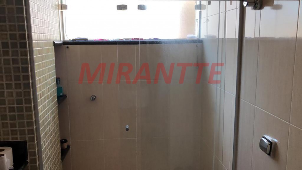 Sobrado de 275m² com 3 quartos em Barro Branco