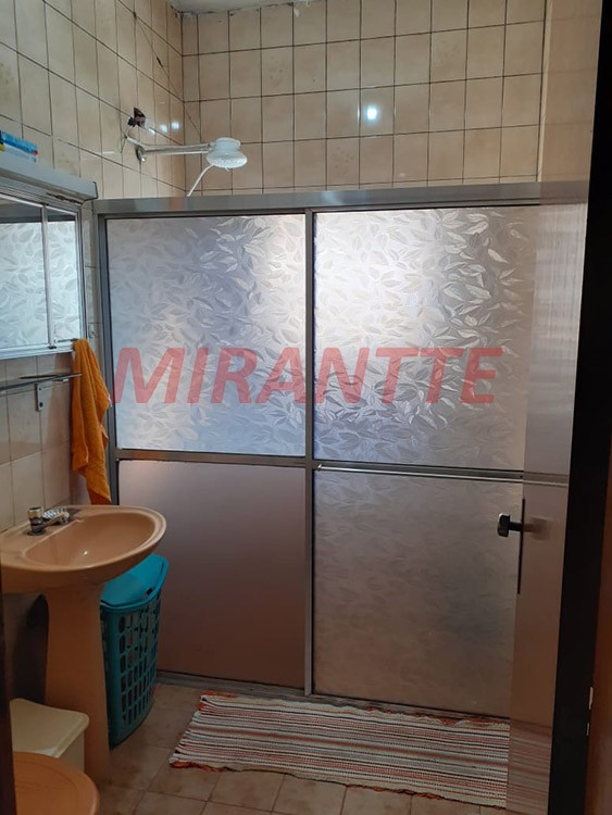 Casa terrea com 2 quartos em Vila Romero
