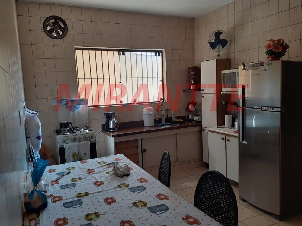 Casa terrea com 2 quartos em Vila Romero