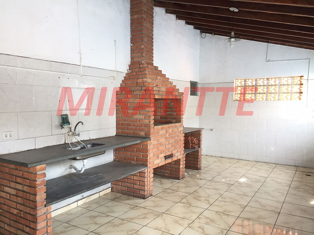 Comercial de 380m² em Vila Galvão