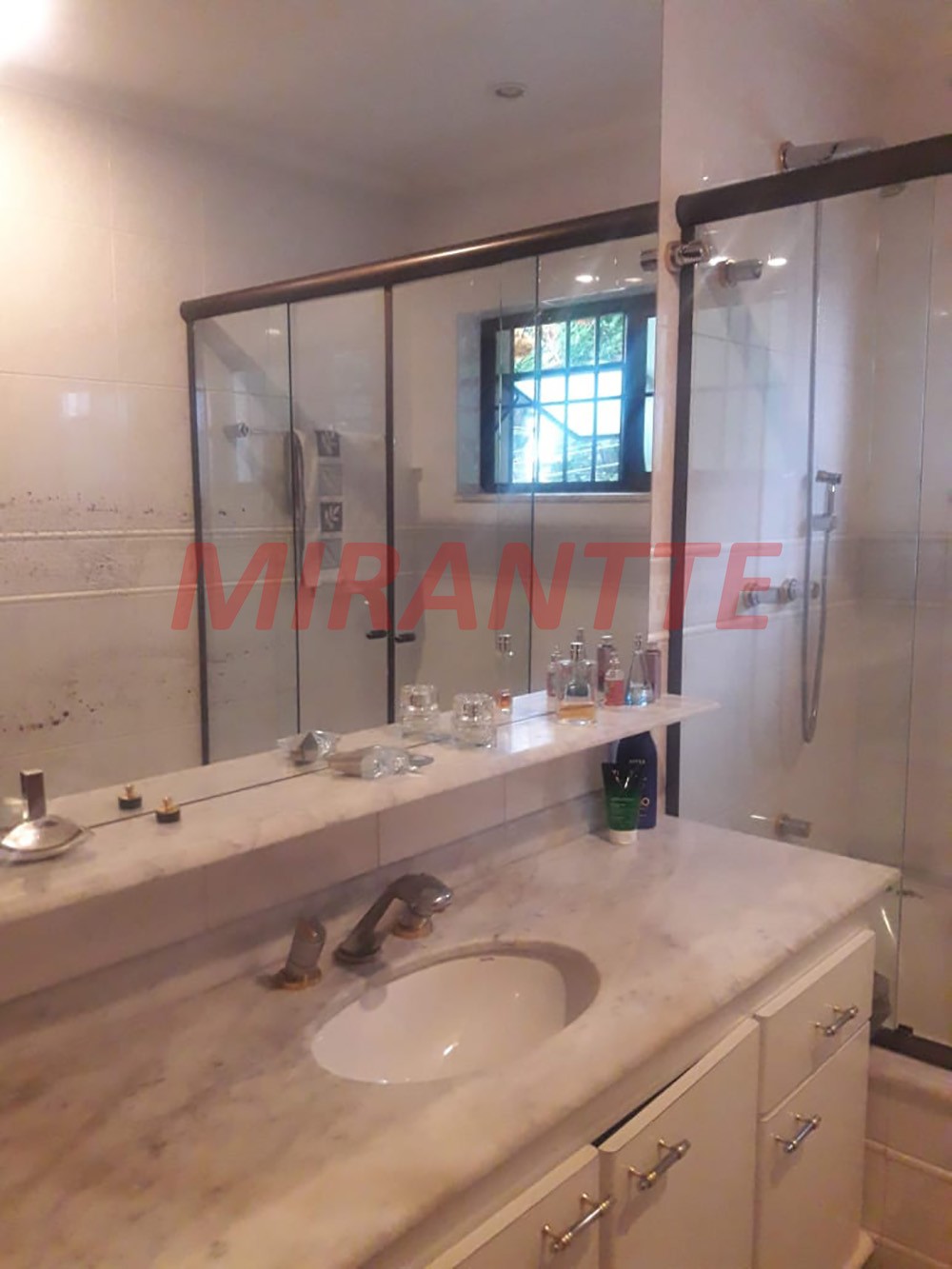 Sobrado de 190m² com 3 quartos em Jardim França