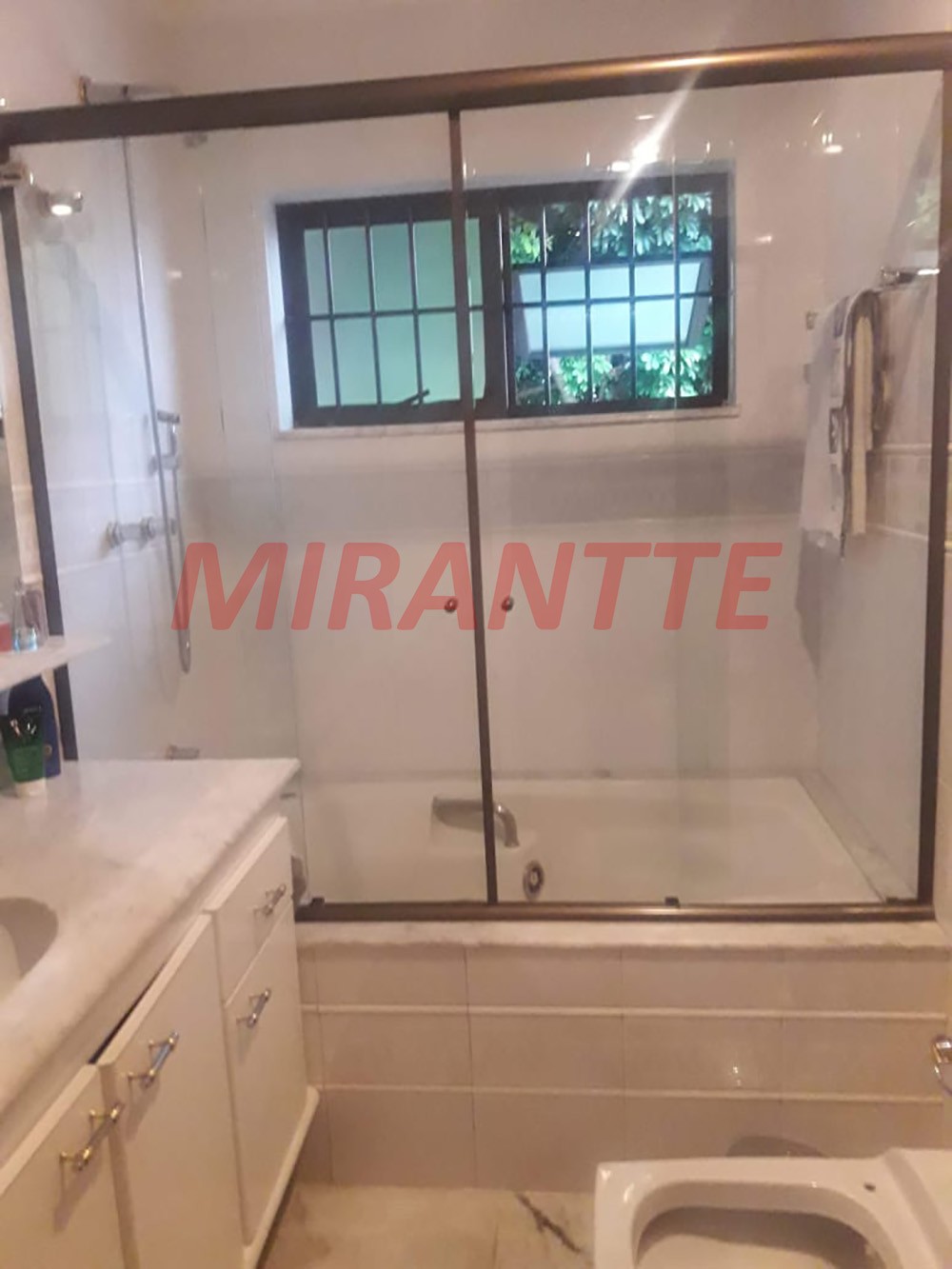 Sobrado de 190m² com 3 quartos em Jardim França