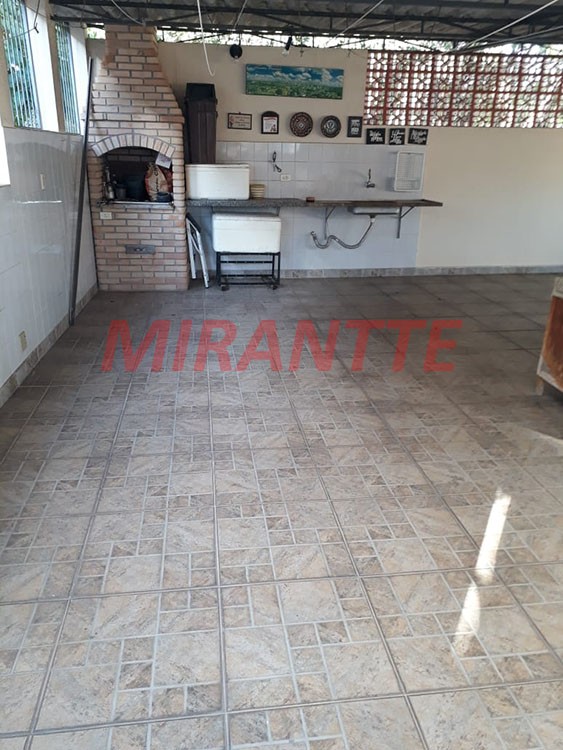 Casa terrea de 136m² com 4 quartos em Imirim