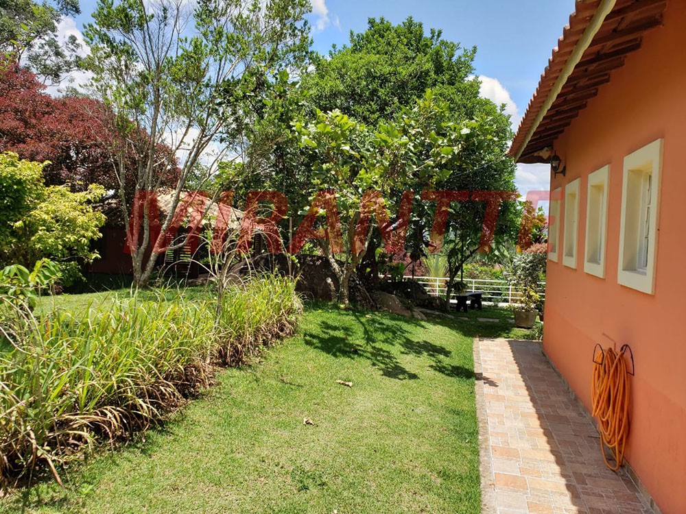 ChÁcara com 4 quartos em Caete (Mailasqui)