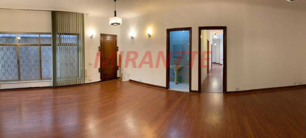 Casa terrea de 300m² com 3 quartos em Vila Monumento