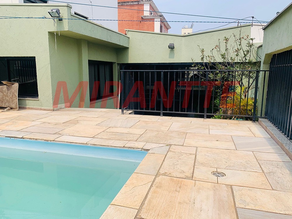 Cobertura de 290m² com 3 quartos em Água Fria