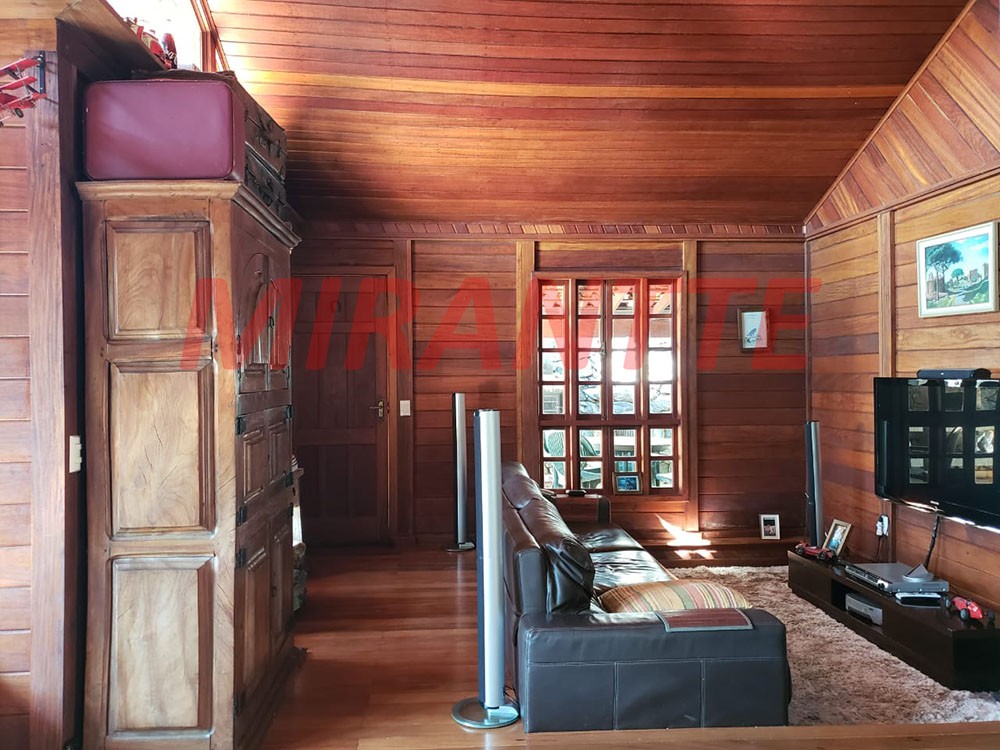 Casa terrea de 120m² com 3 quartos em Serra da Cantareira