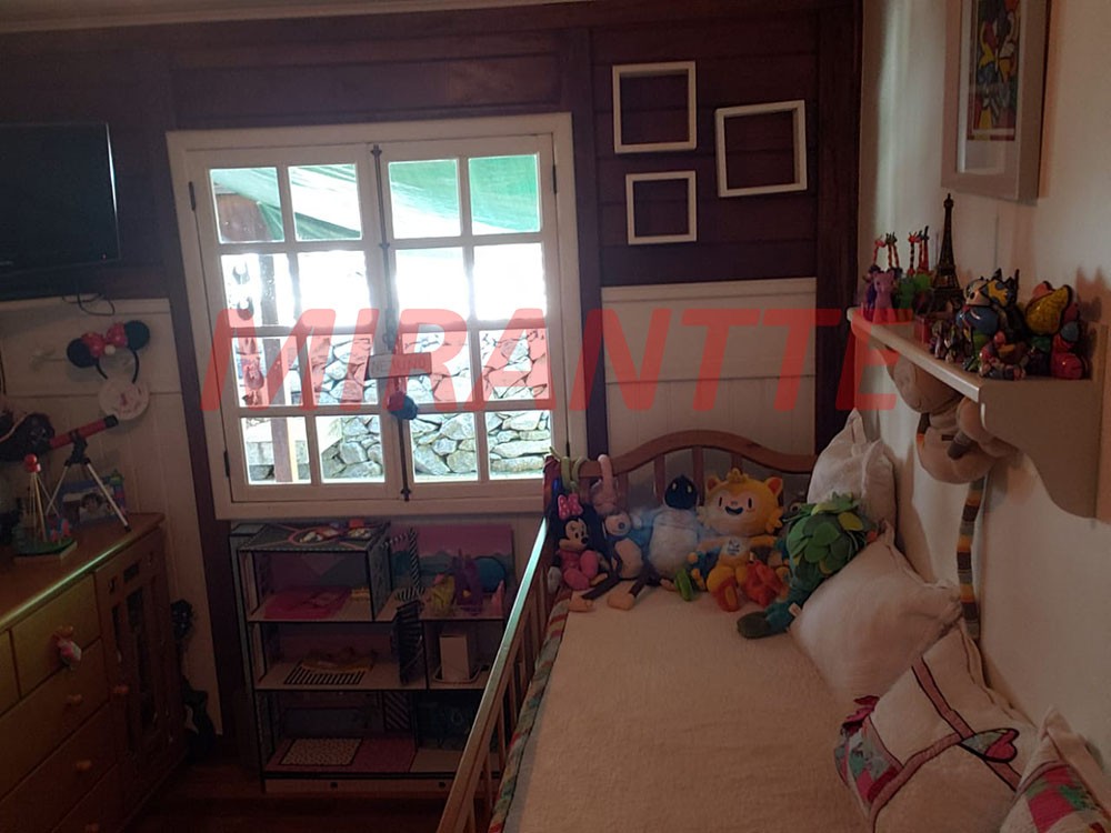 Casa terrea de 120m² com 3 quartos em Serra da Cantareira