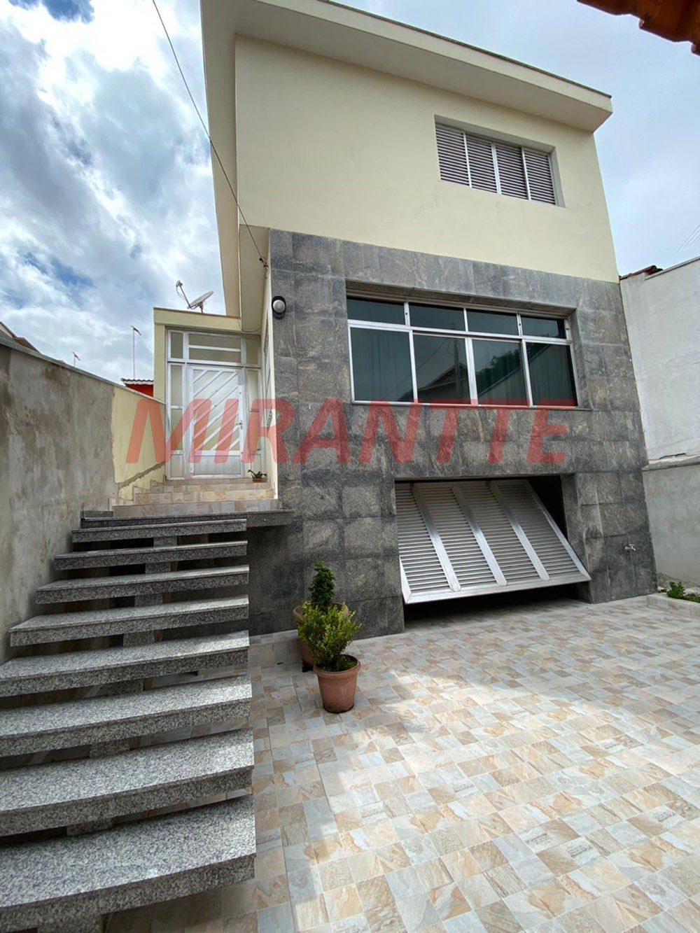 Sobrado de 260m² com 3 quartos em Vila Guilhermina