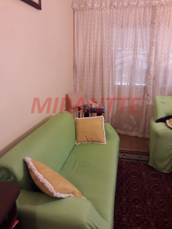 Sobrado de 214m² com 4 quartos em Vila Galvão