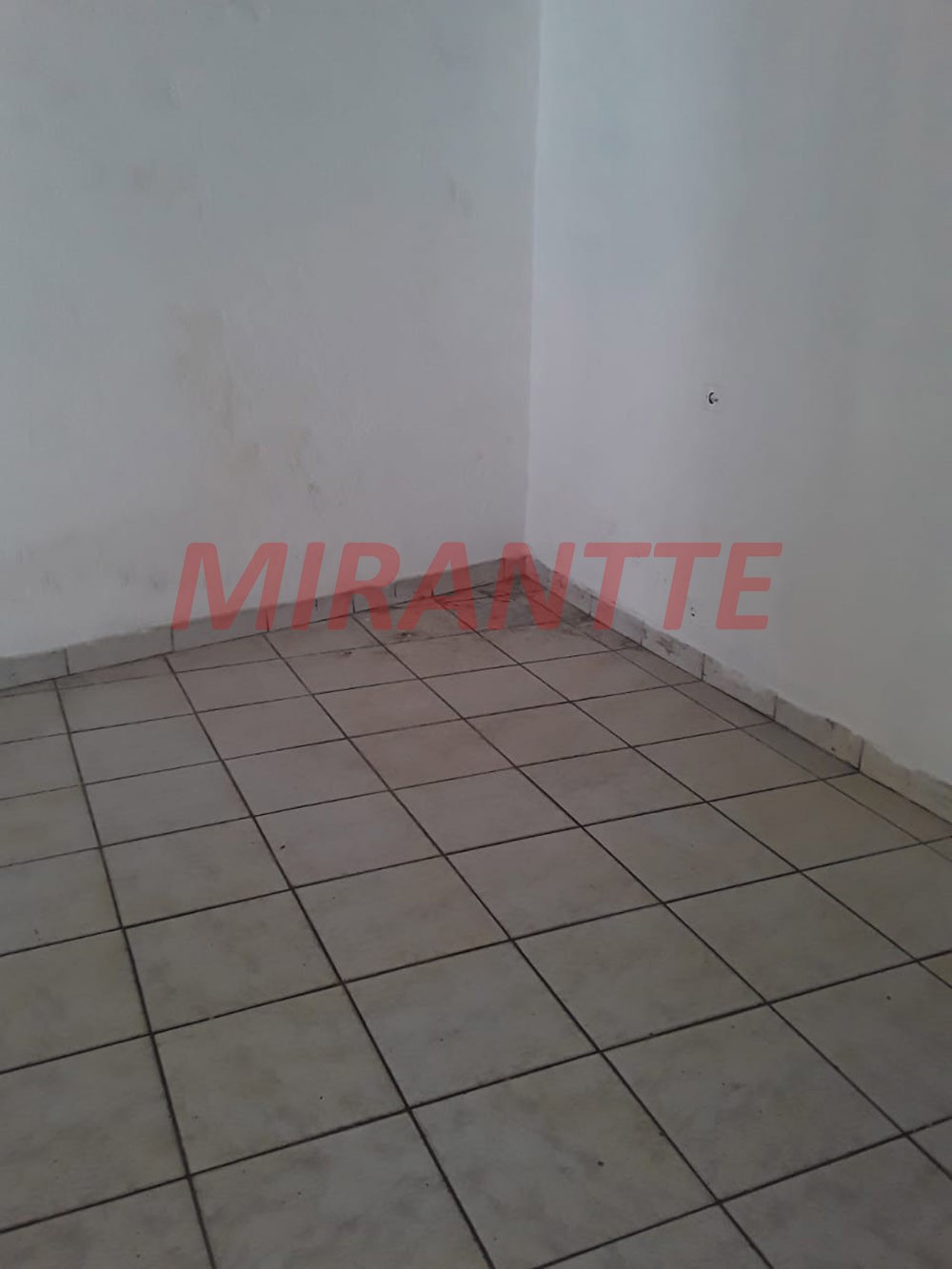 Comercial de 145m² em Santana