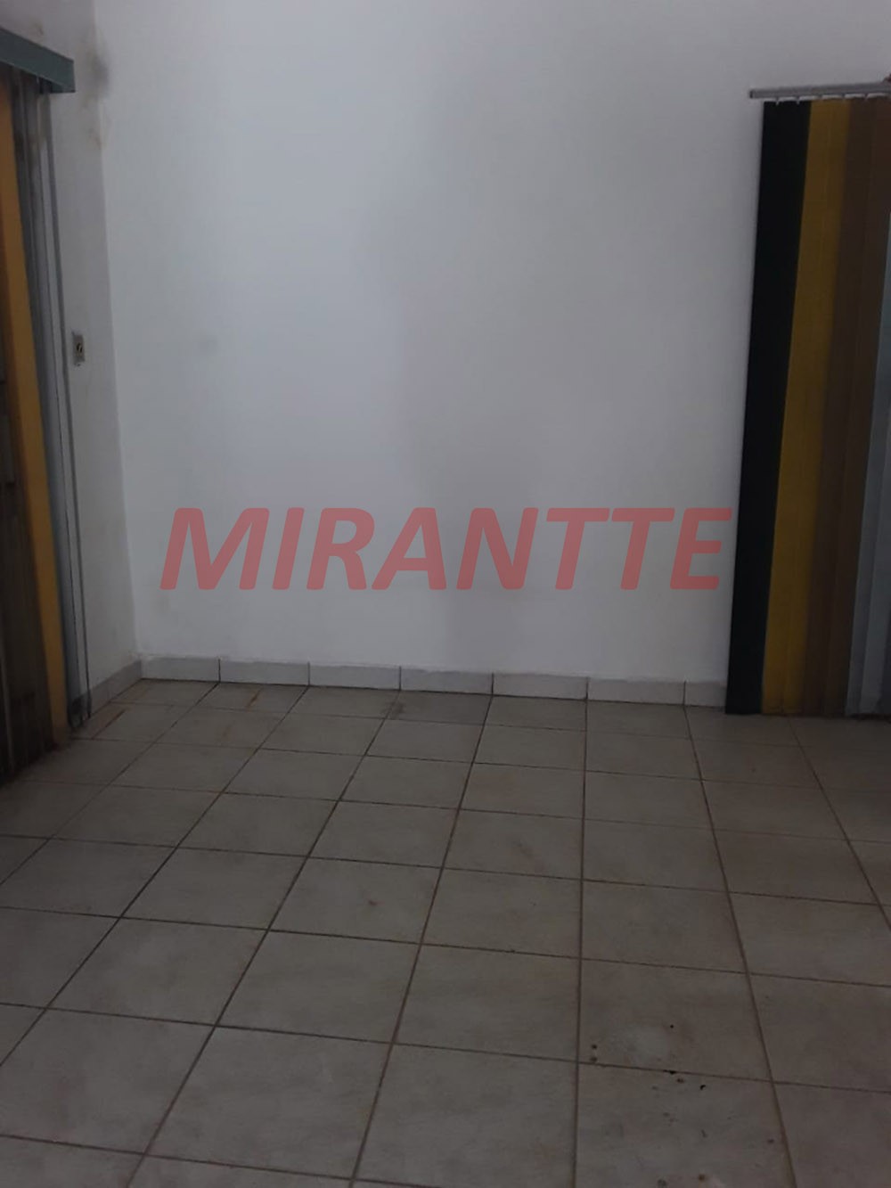 Comercial de 145m² em Santana