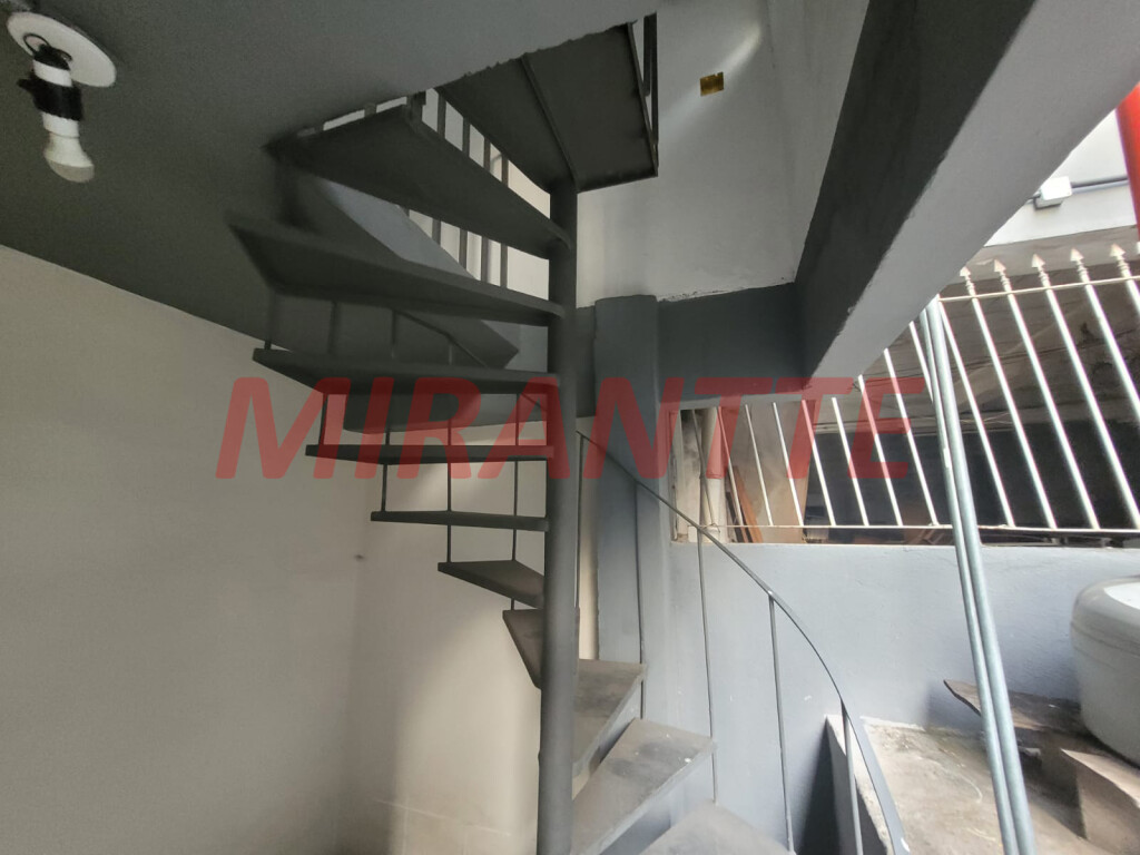 Comercial de 932m² em Imirim