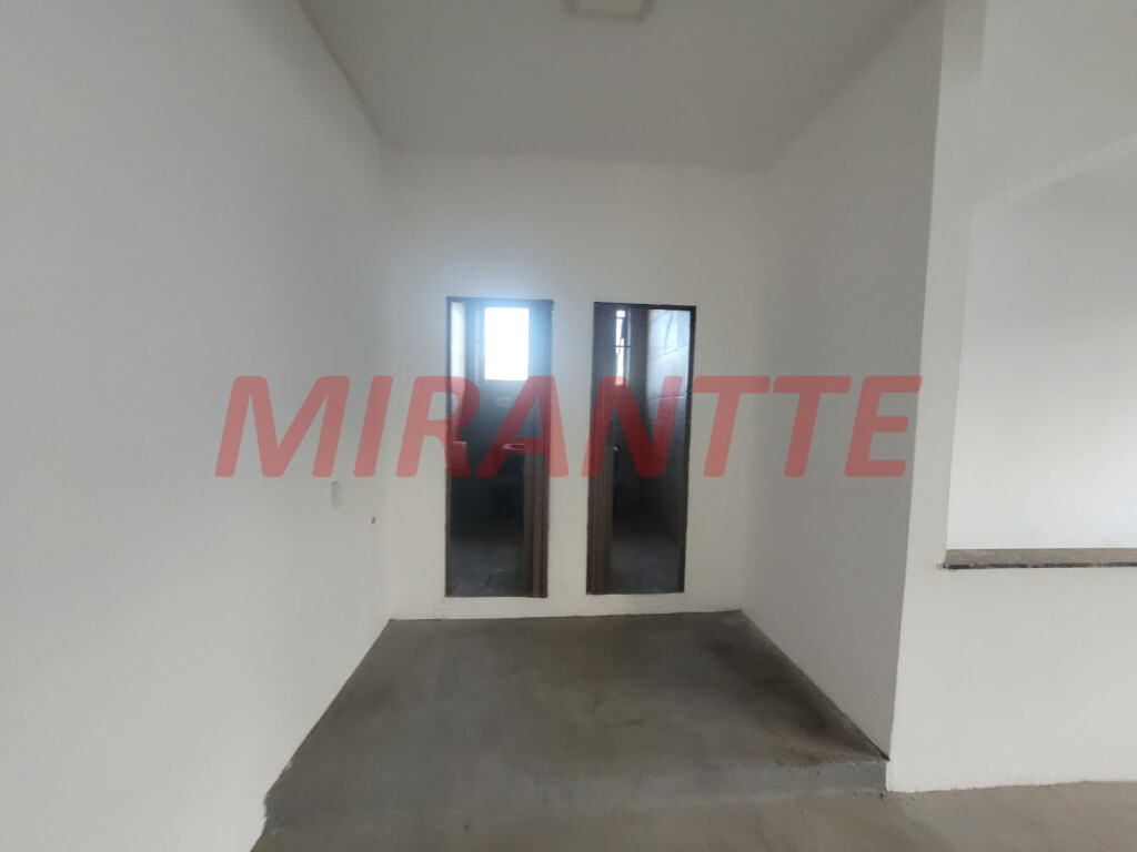 Comercial de 432m² em Imirim